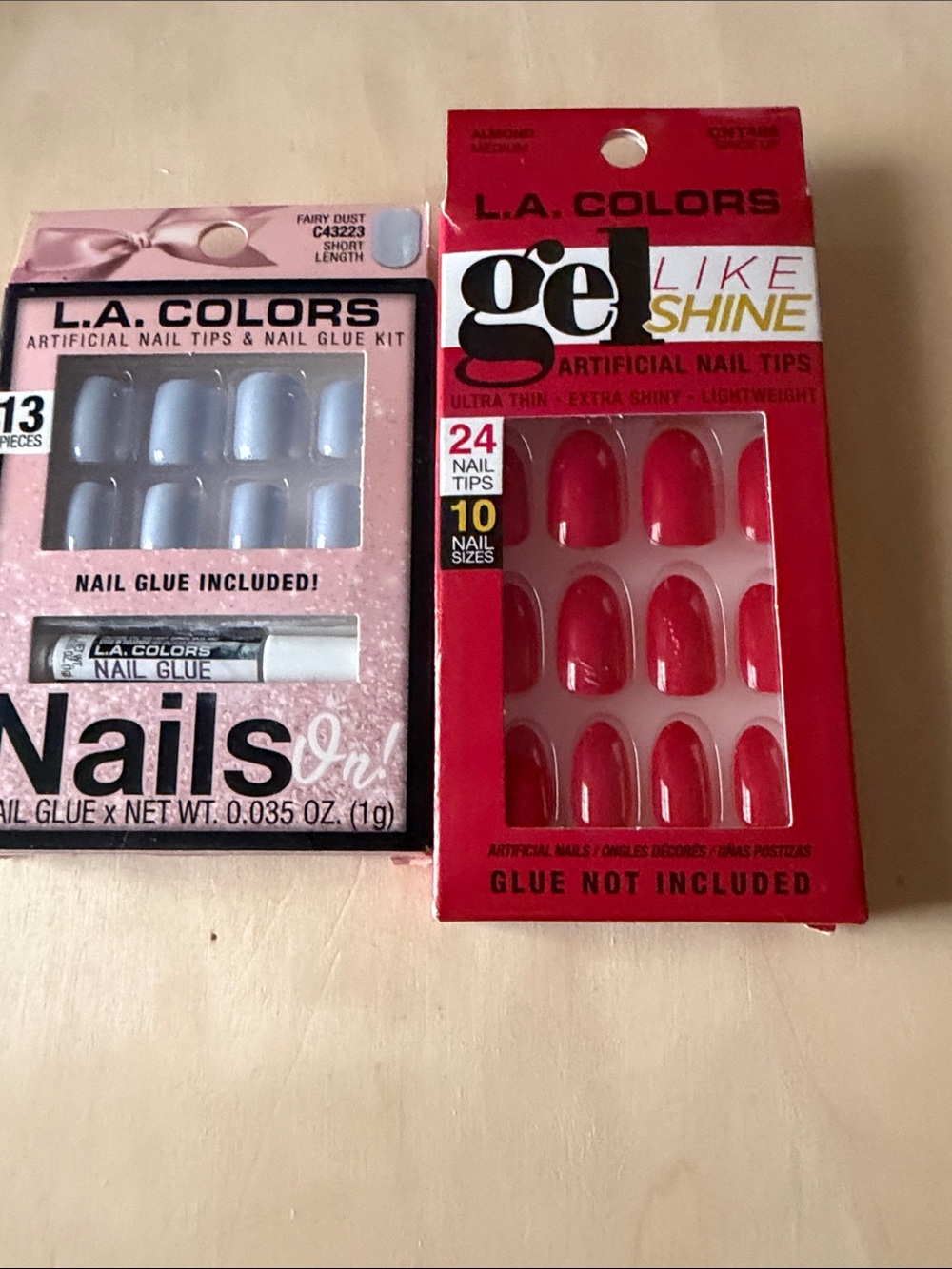 L.A. COLORS Artificial Nail Tips in Red and Fairy dust